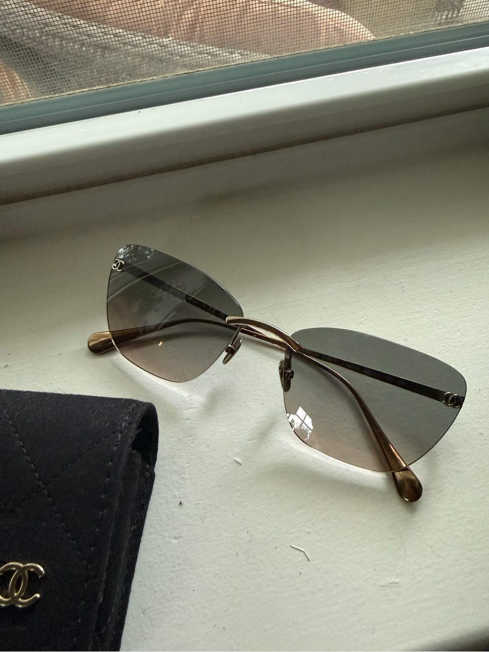 CHANEL Titanium Rimless Sunglasses Brown-Gray Gradient Lenses